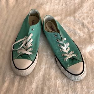 Turquoise converse